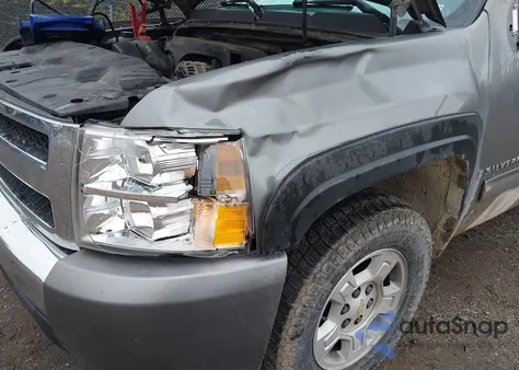 2009 Chevrolet Silverado 1500 Lt from USA, damaged, VIN 1GCEK29079E150623